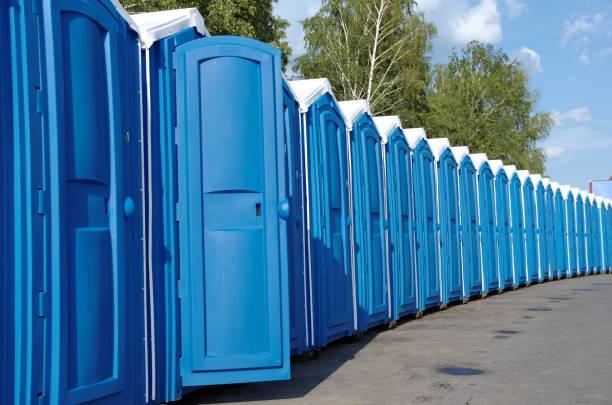 Best Portable bathroom rental  in East Milton, FL
